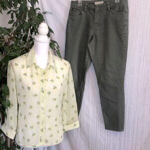 EMMA JAMES & ARTISAN NY sz 8 green floral button down top & green khaki pants